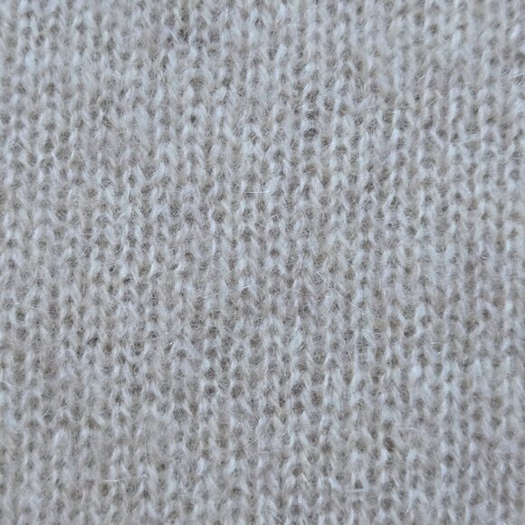 NWOT Filoro Cashmere Wrap Scarf Oatmeal - Picture 5 of 10